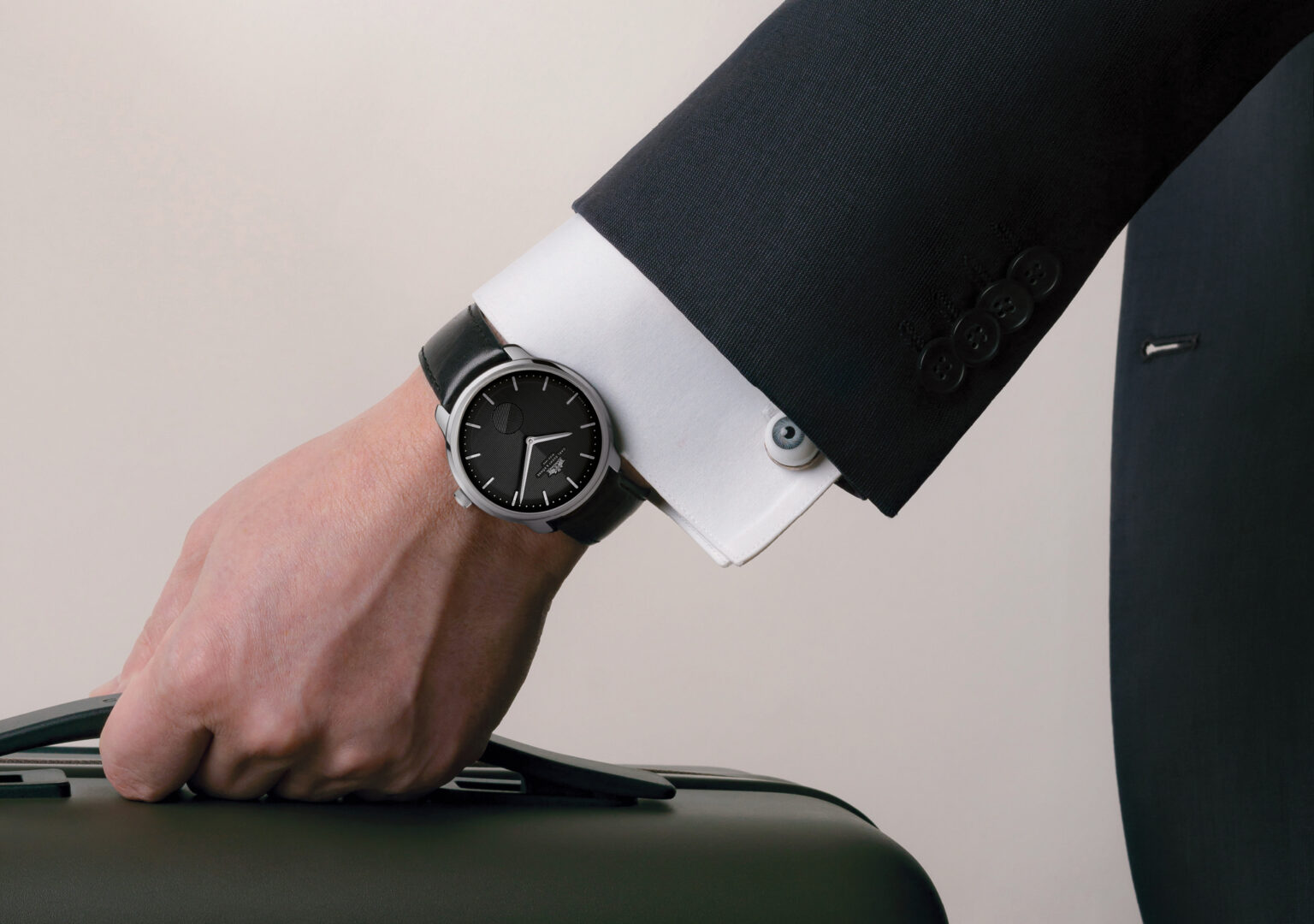 ルヴァン　 JX1 Chronograph Watch - Hunter Lawrence Edition - JAXXON