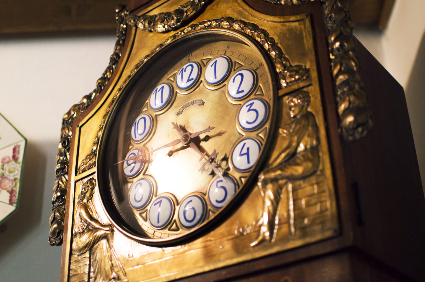 historic clock carl suchy &söhne prague dum hodin